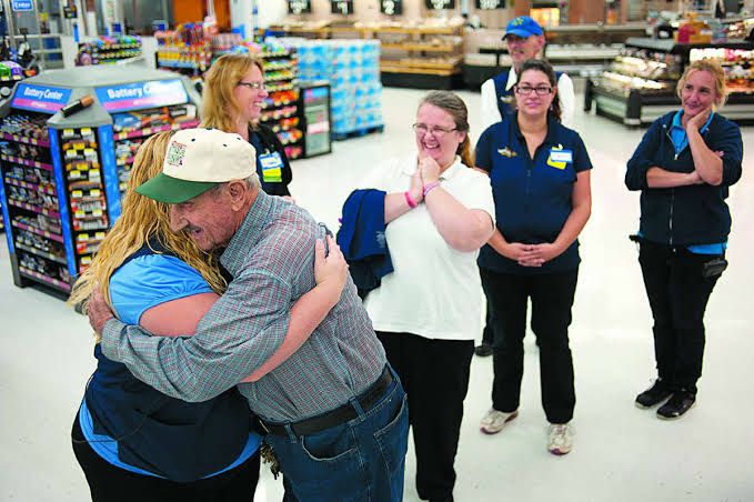 Walmart sets an example of great customer service experience